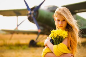 girl-flowers-yellow